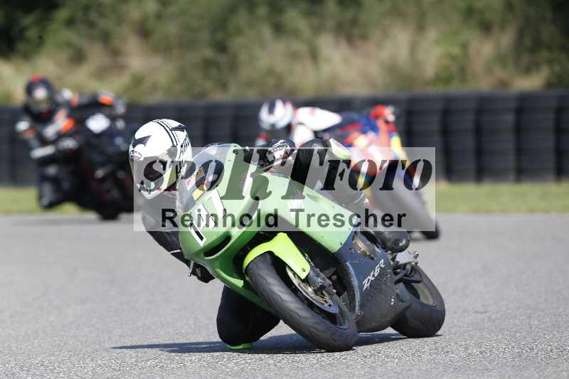 /44 09.08.2025 Plüss Moto Sport ADR/Freies Fahren/147